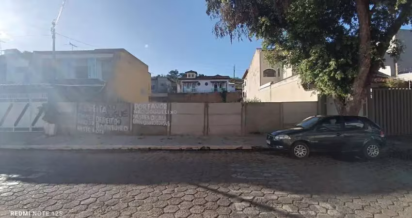 Lote para venda em governador valadares / mg no bairro centro