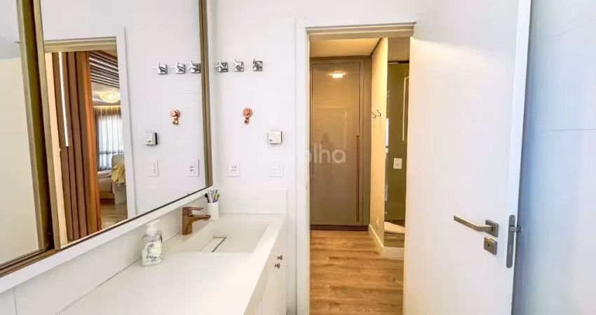 Uma raridade no joão paulo. apartamento alto padrão, finamente mobiliado. conta com 171m2, 3 dormitórios, sendo 2 suítes (1 suíte master com escritório),