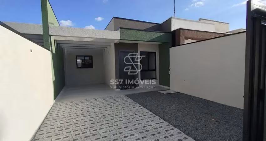 Casa à venda no jardim cruzeiro em são josé dos pinhais, com 03 dormitórios sendo 01 suíte, 02 vagas de garagem e espaço de terreno nos fundos.