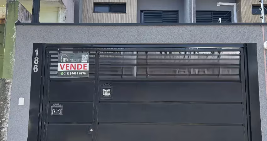 Sobrado novinho pronto para morar com tudo que você precisa!