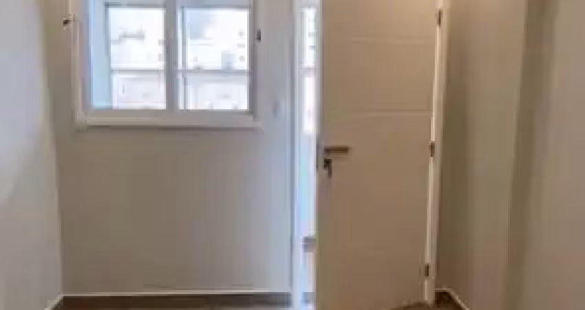 Higienópolis excelente apto  2  dorms todo reformado acabamento de primeira , teto rebaixado porcelanato, parte elétrica e hidráulica todo novo , prédio a 5 quadras do metro santa cecilia