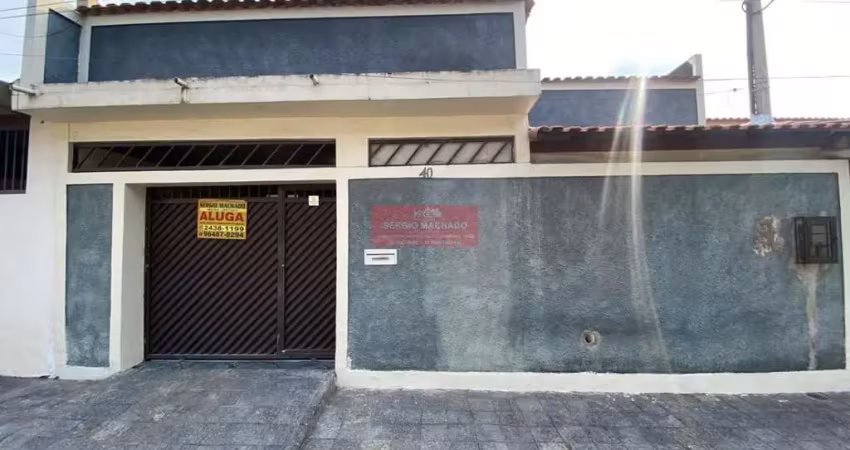 Casa linear com 3 quartos e amplo terreno no conjunto da marinha em bangu