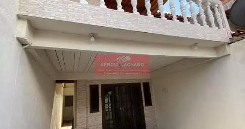 Casa duplex com 2 quartos e suíte, aceitando carta de crédito em bangu