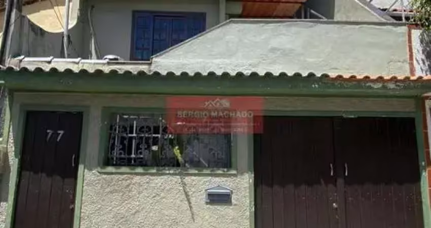 Casa triplex com 3 quartos e terraço em jardim bangu