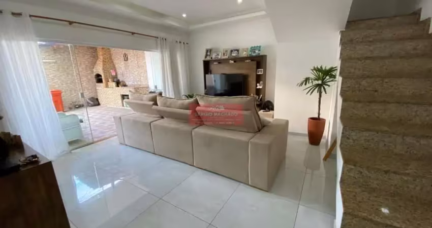 Belíssima duplex com 3 quartos com 3 suítes sem bangu. aceitando carta de crédito.