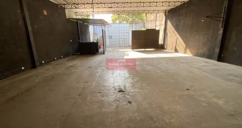 Galpão com 340 m² + casa tipo apartamento em jardim bangu