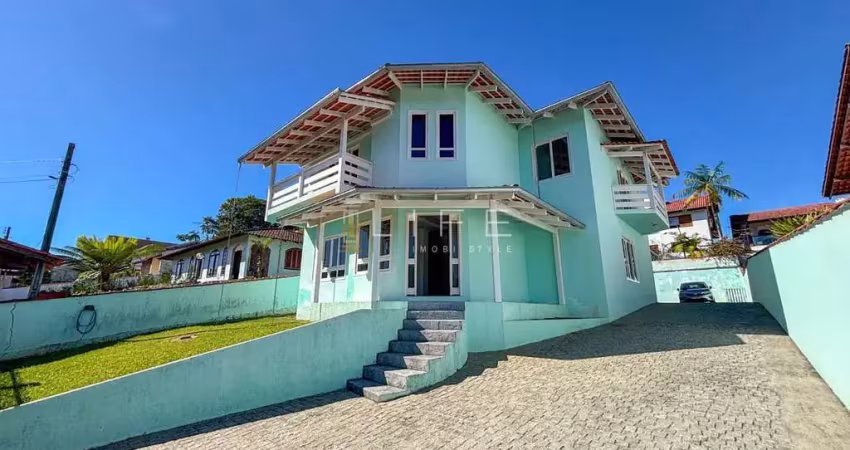 Casa com 5 quartos à venda na Rua Mondaí, Saguaçu, Joinville