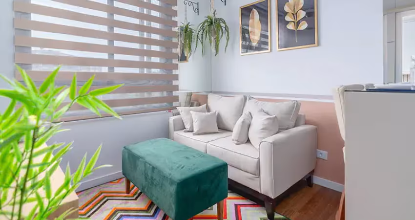 Aluguel - apto. 1 quarto -  todo mobiliado - lindamente decorado - equipado com utensílios de cama, mesa e banho - completo - 1 vaga livre - bairro juvevê - excelente localização