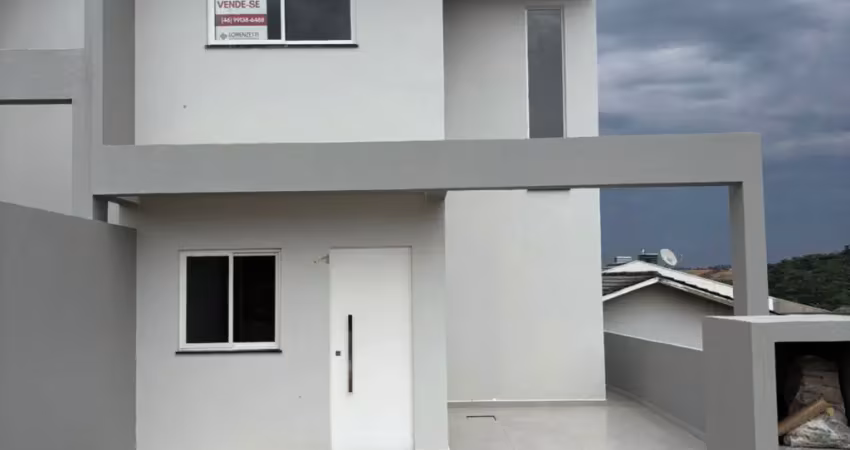 Sobrado bem localizado com dois quartos amplos no bairro são francisco