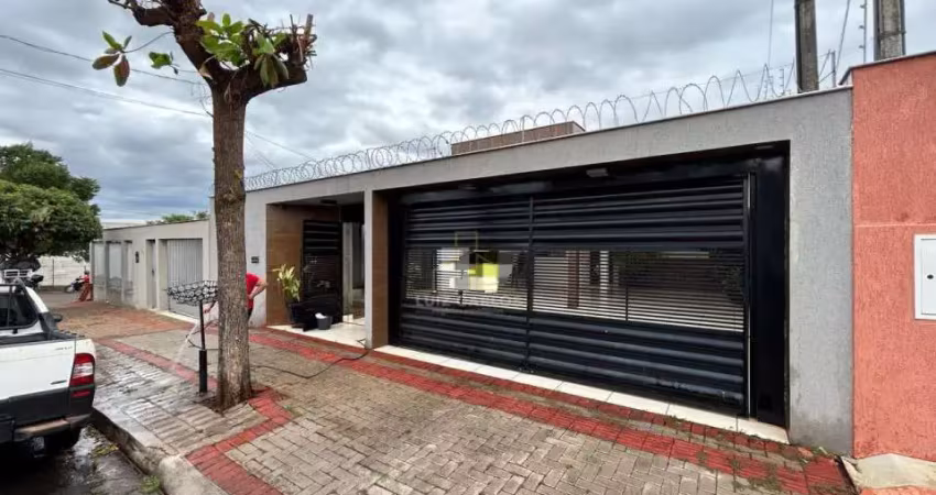 Casa com 3 quartos à venda no Jardim Pacaembu, Londrina 