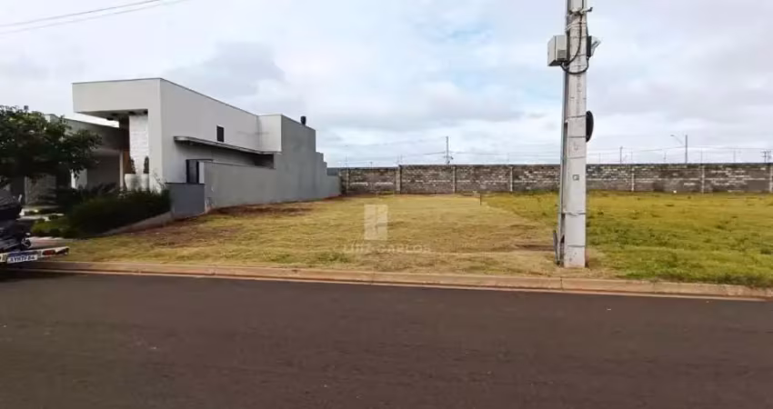 Terreno em condomínio fechado à venda no Bellevie, Cambé 