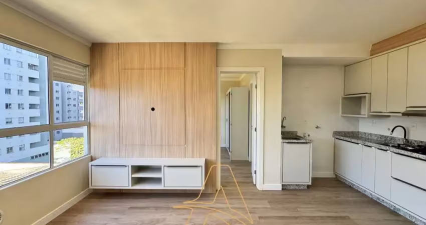 Apartamento semi mobiliado com 1 dormitório no bairro victor konder