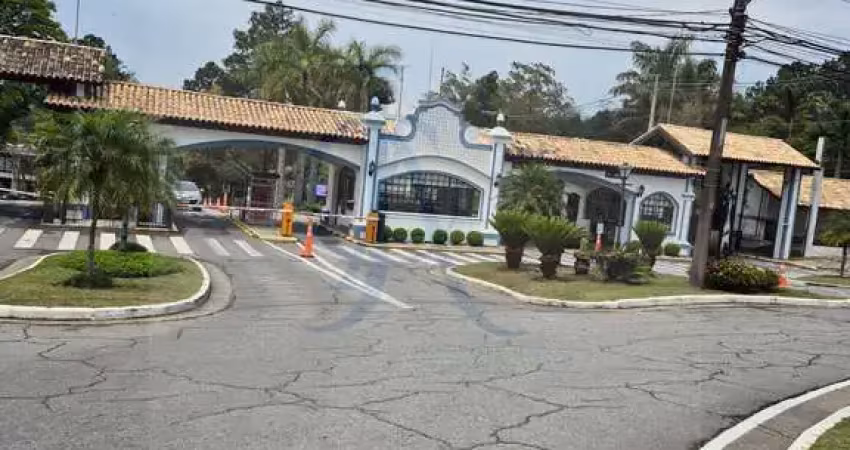 Casa com 4 quartos para alugar na Aldeia da Serra, Barueri 