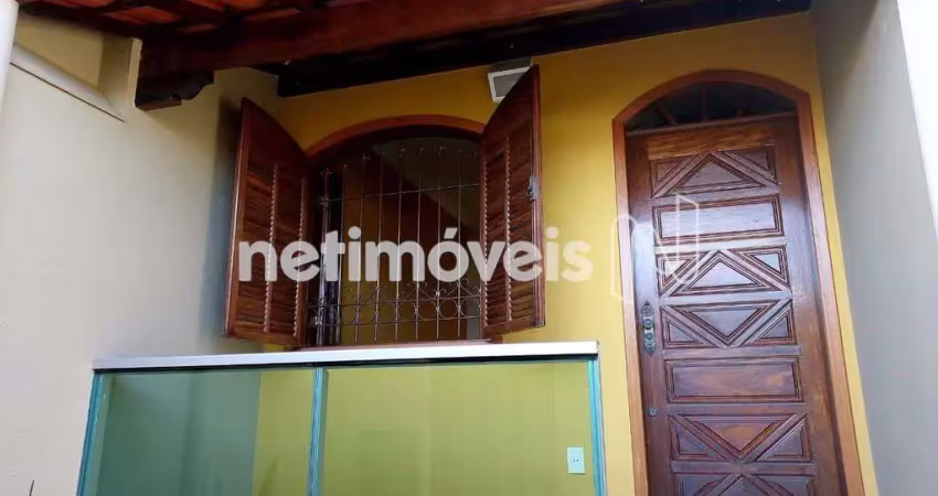 Casa com 4 quartos à venda na Rua Cianico, Vitória, Belo Horizonte