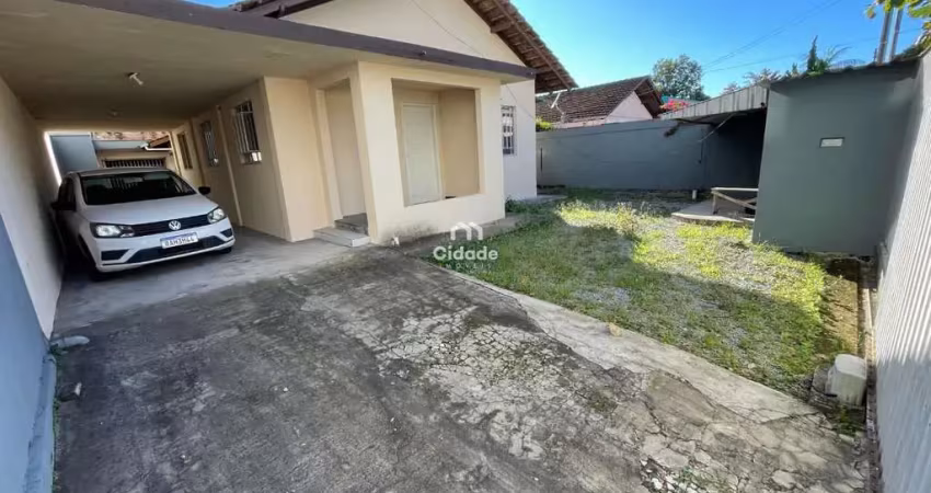 Casa com 3 quartos para alugar na Luiz Kienen, 223, Centro, Jaraguá do Sul