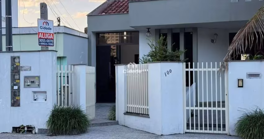 Sala comercial para alugar na Walter Breithaupt, 100, Centro, Jaraguá do Sul
