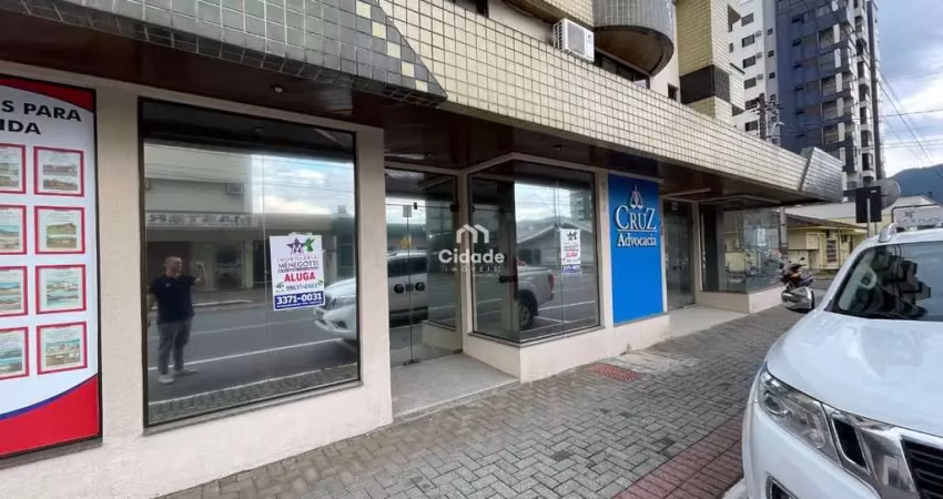 Sala comercial para alugar na Emil Burow, 223, Centro, Jaraguá do Sul