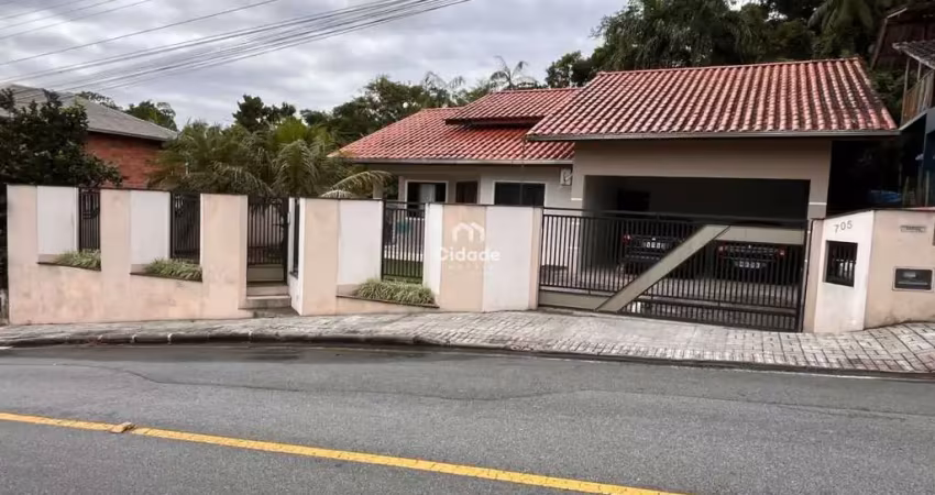 Casa com 2 quartos à venda na Martim Kochella, 705, Ilha da Figueira, Jaraguá do Sul