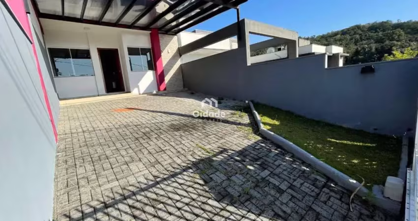 Casa com 2 quartos para alugar na Maria Motta Galvan, 50, Tifa Martins, Jaraguá do Sul