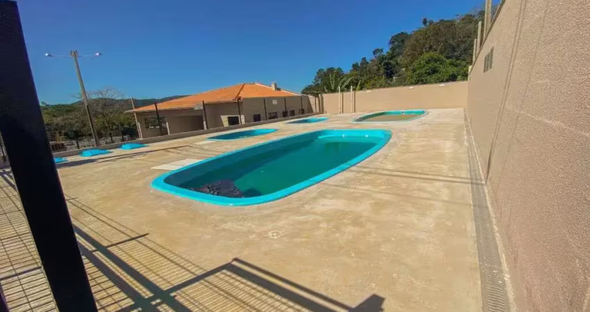 Apartamento com 2 quartos para alugar na Martim Kochella, 191, Ilha da Figueira, Jaraguá do Sul