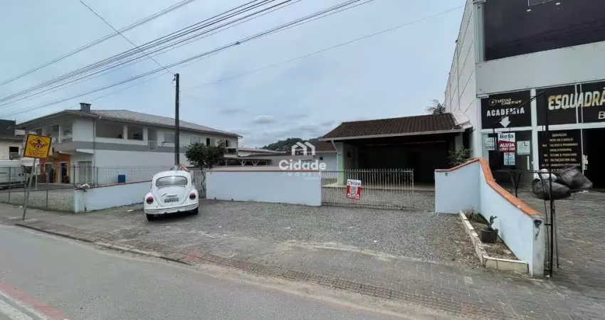 Casa com 3 quartos para alugar no Vieiras, Jaraguá do Sul 
