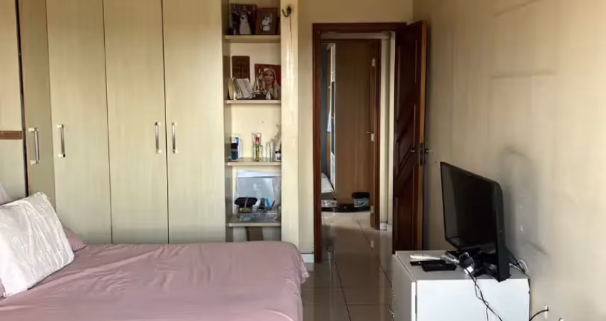 Vendo apartamento nascente - ed belatrix - bem localizado - 02 quartos - próximo ao portal da amazônia