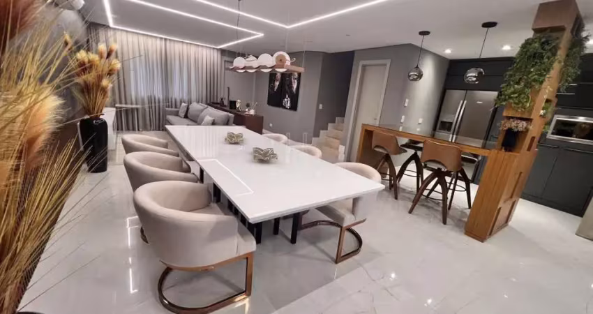Casa com 3 quartos à venda na Avenida Senador Salgado Filho, Uberaba, Curitiba