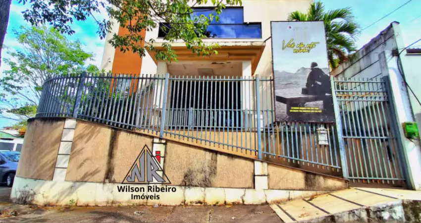 Barracão / Galpão / Depósito com 4 salas à venda na Rua Jicara, 820, Campo Grande, Rio de Janeiro