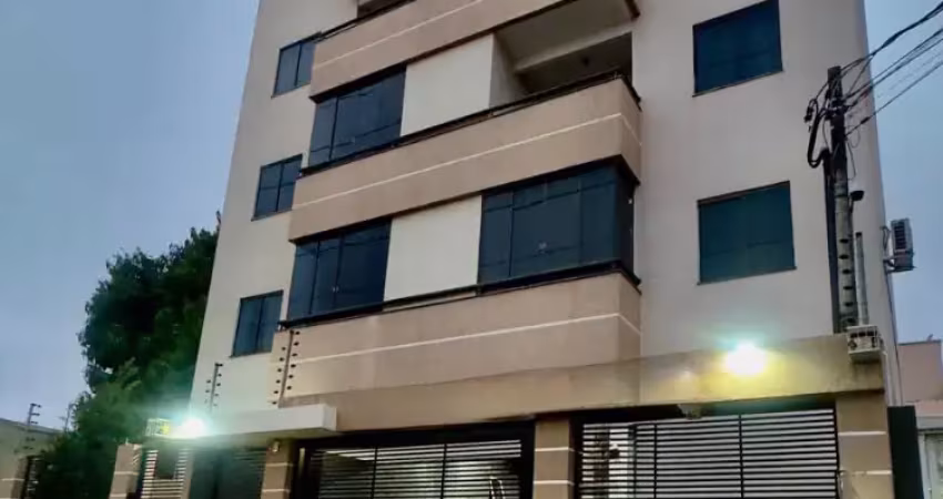 Apartamento no coqueiral com 3 quartos e sacada com churrasqueira próximo à prefeitura de cascavel.