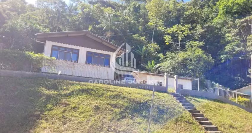 Casa com 03 quartos e terreno amplo à venda no bairro são roque, itajaí/sc