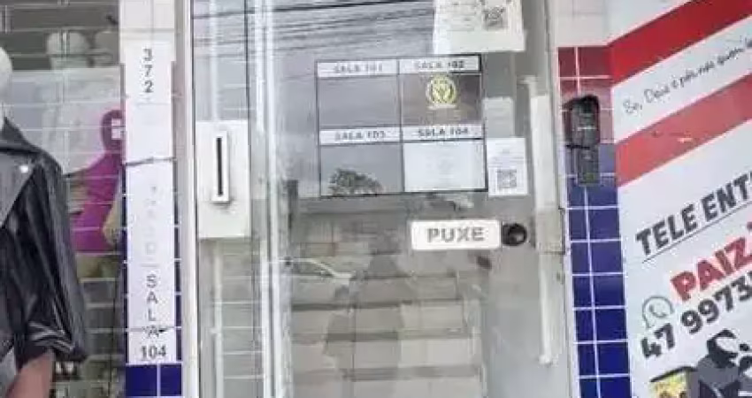 Casa comercial com 1 sala para alugar na Rua Agílio Cunha, 372, Cidade Nova, Itajaí