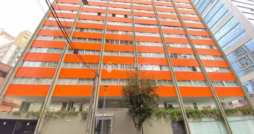 Apartamento com 4 quartos à venda na Rua Brigadeiro Franco, 1980, Centro, Curitiba