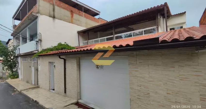 Casa 3 quartos + terraço gourmet, reformada (condominio viegas hill) bangu