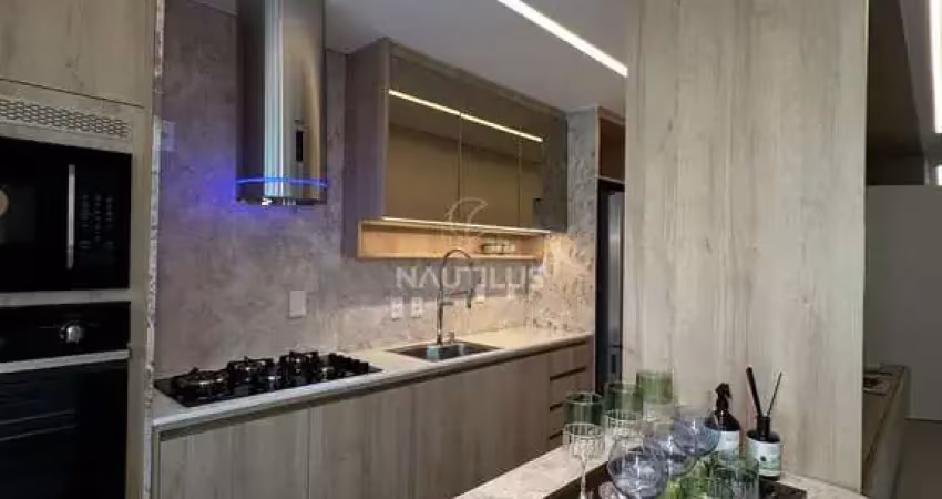 Apartamento à venda com 4 suítes e 3 vagas de garagem.