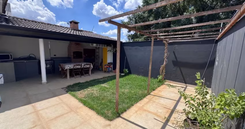 Casa 3 dorm 1 suíte com quintal no parque três meninos, sorocaba, sp