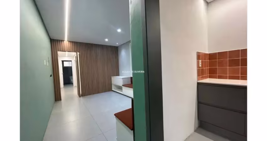 2 dormitórios reformado bom fim próximo ao mercado brasco.