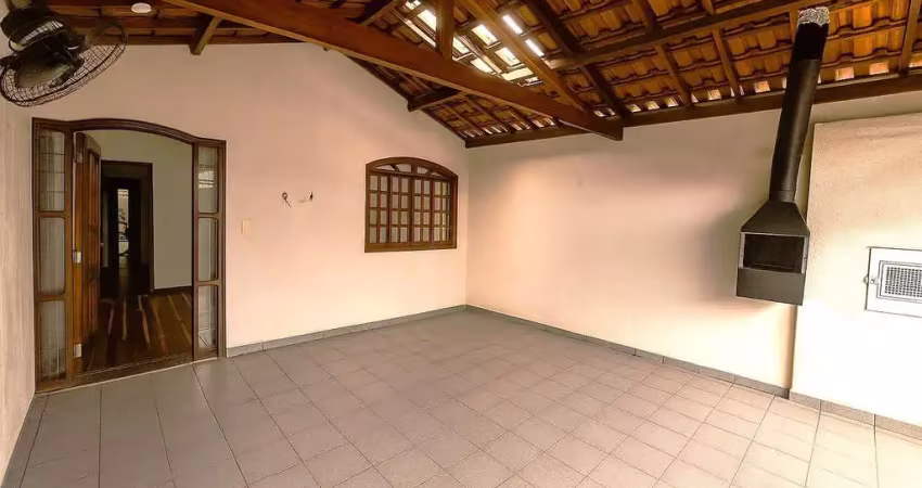 Casa c/ 3 quartos 1 suíte 2 banheiros e churrasqueira à venda, 100m² jd. morumbi