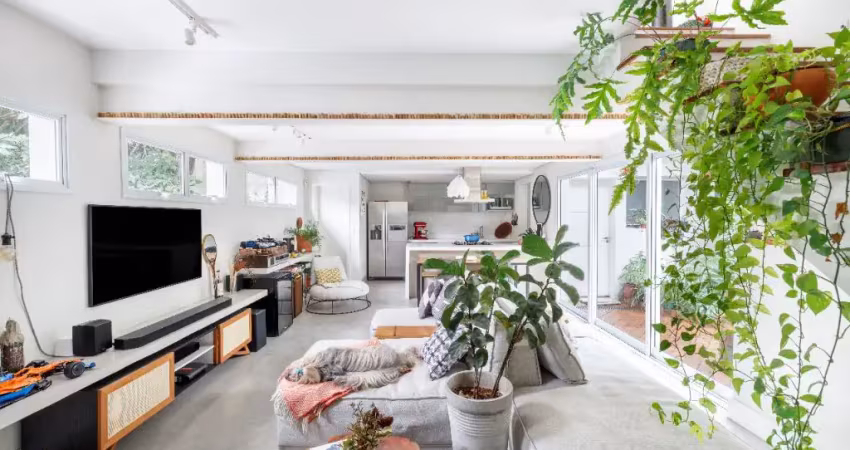 Casa com 3 quartos sendo 3 suites em rua fechada com portão automático  na vila olímpia