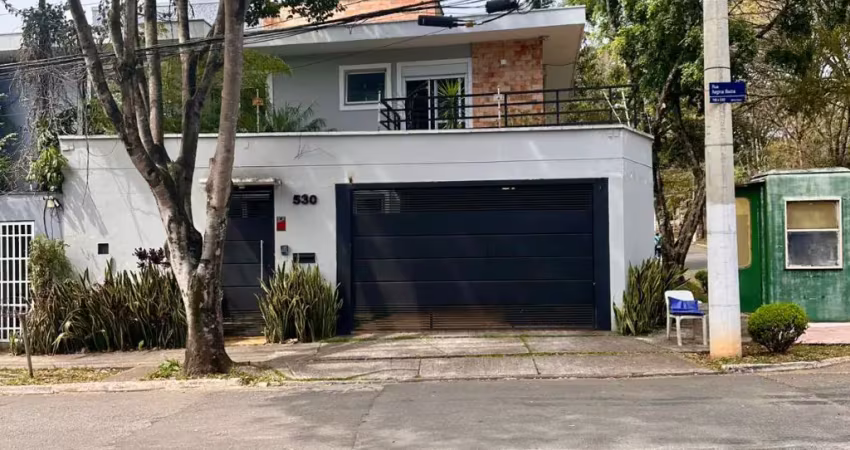 Sobrado com 4 quartos sendo 2 suítes 2 vagas a venda no jardim dos estados