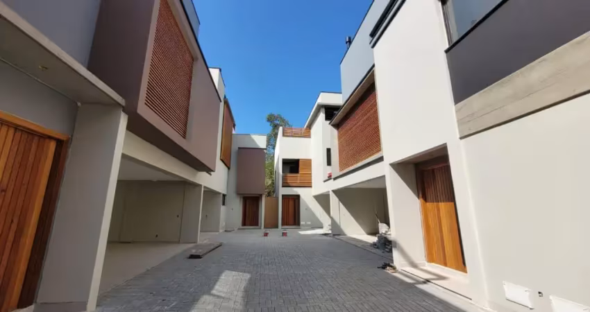 Casa em condomínio novo a venda no jardim dos estados ,  com 4 suítes  e 4 vagas