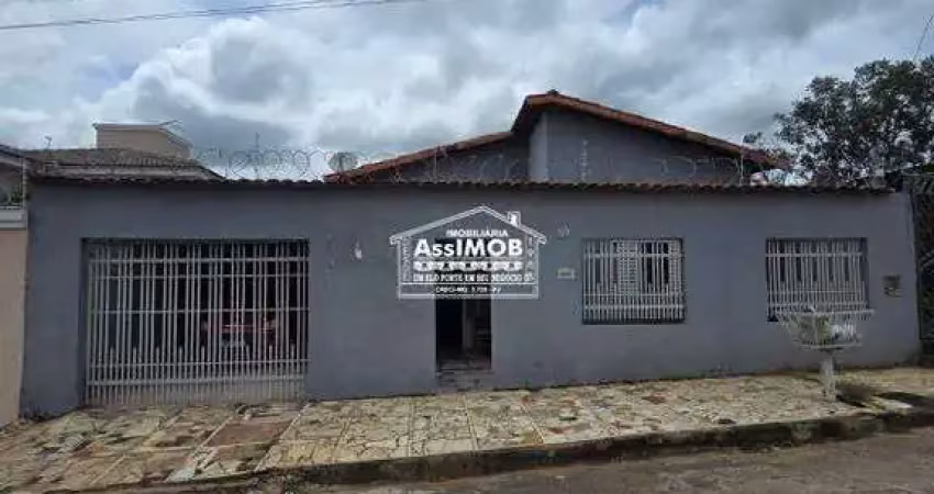 Casa a venda, 3 quarroa, 1 suite, construção 160m², jardim serrano, paracatu-mg