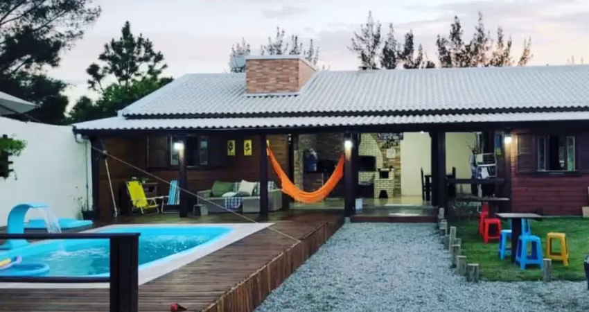 Casa de 3 dormitórios mezanino de 132m² privativos c/ piscina aceita outro imóvel ou carro