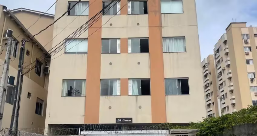 Proximo a univali apto de 1 dormitório c/ taxas inclusas cozinha projetada e fogão centro