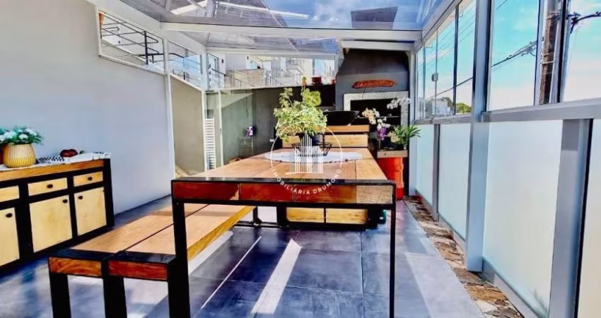 Casa em Córrego Grande - Florianópolis
