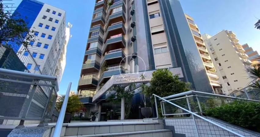 Apartamento 4 Quartos com 1 Suíte e 156m² - Centro