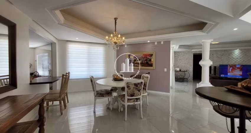 Casa 4 Dormitórios, Sendo 4 Suítes