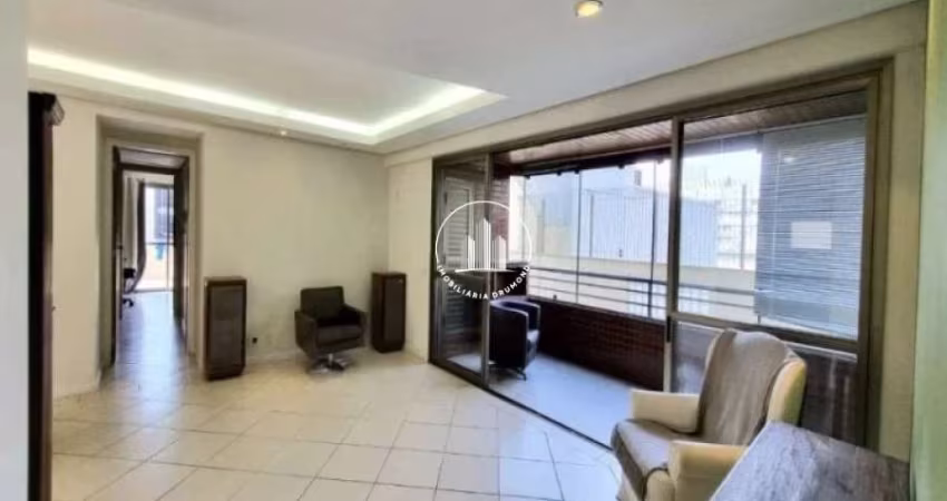 Apartamento 4 Quartos com 1 Suíte e 142m² - Centro