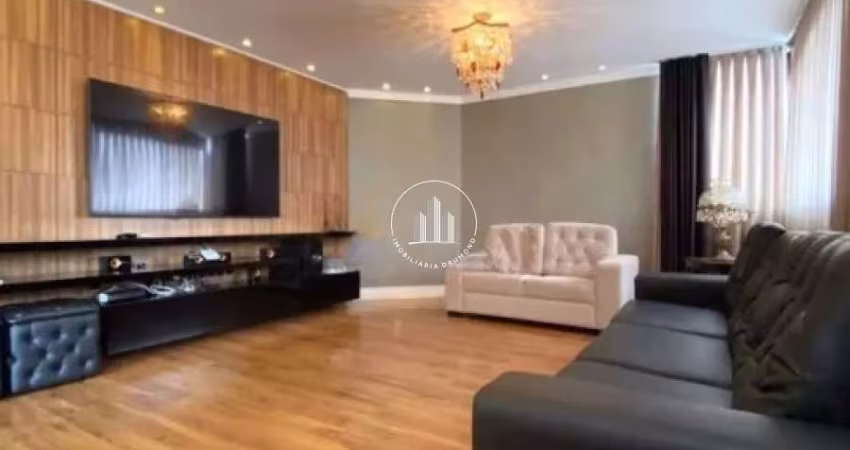 Cobertura 3 Quartos com 1 Suíte e 203m² - Centro