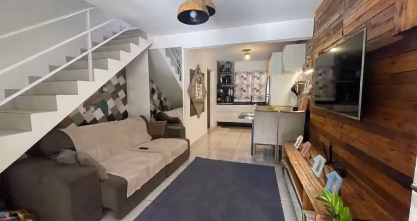 Sobrado geminado 2 quartos com piscina - são sebastião - est