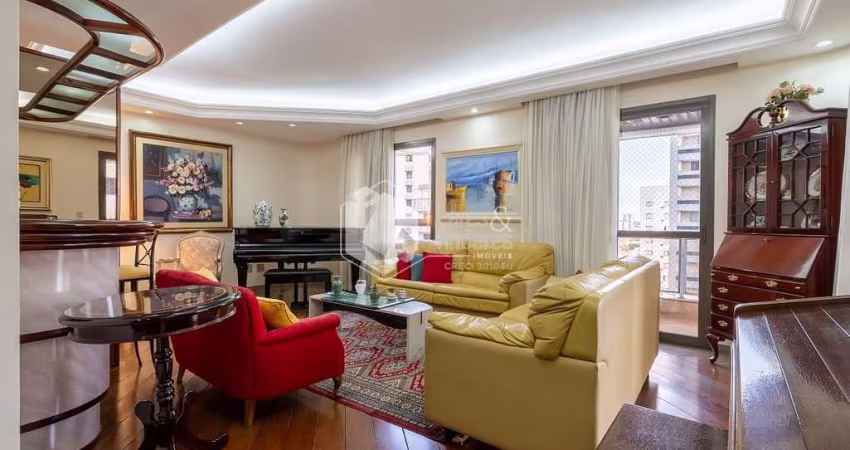 Apartamento tipo para venda com 4 quartos, sendo 3 suítes, 214m²